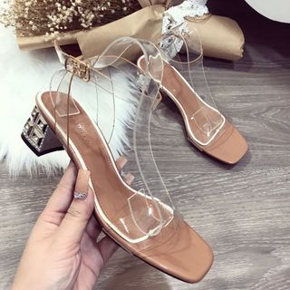Giày sandal đế đác