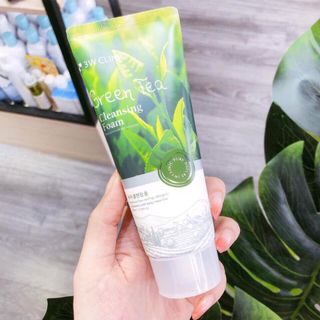 Sữa rửa mặt quốc dân