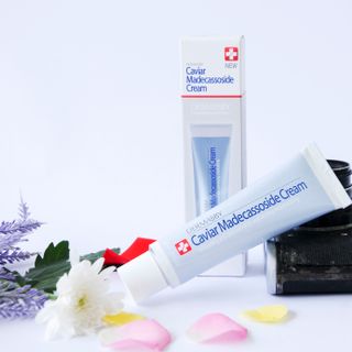 Kem trị thâm Dermasby Caviar Madecassoside Cream