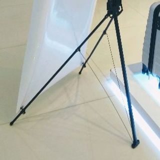 Standee X 60x 160cm kiểu Hàn Quốc