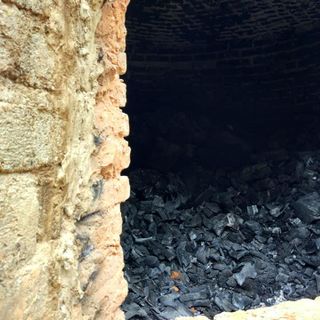 Than củi giá rẻ từ 5000đ/1kg