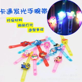 đồng hồ nhẫn phát sáng