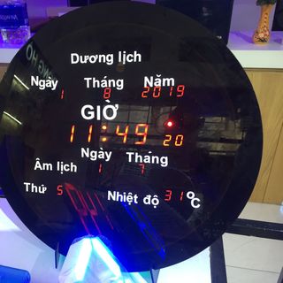 Đồng hồ lịch vạn niên led treo tường - NEWMOON