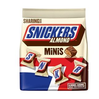 Kẹo Socola Snickers Almond Mini 2523G giá sỉ