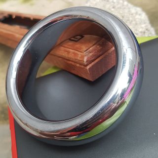 Xuyến Bản Liền Đá Hematite giá sỉ