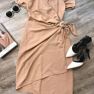 Đầm TK nude xoắn khoen