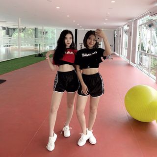 Quần Đùi Ảnh tự chụp THỂ THAO tập GYM YOGA nữ Sportswears giá sỉ