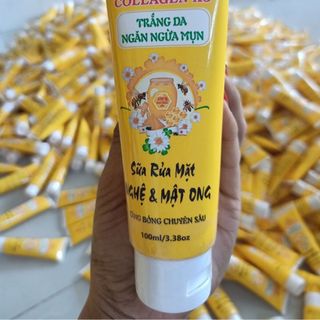 Sửa rửa mặt Collagen