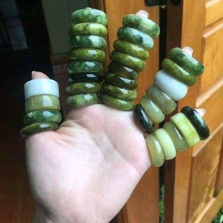 nhẫn ngọc serpentine