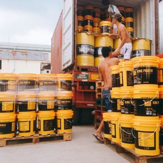 Dầu thủy lực 324668 tại thành phố Hồ Chí Minh Chuyên bỏ sỉ dầu nhớt giá tốt