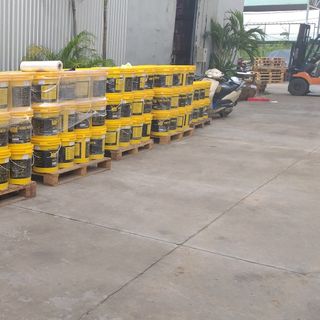 Dầu thủy lực 324668 tại thành phố Hồ Chí Minh Chuyên bỏ sỉ dầu nhớt giá tốt