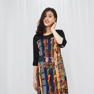 ĐẦM SUÔNG IN HỌA TIẾT LÁ NHIỀU MÀU VIỀN ĐEN D3071 235 - HÌNH THẬT 100
