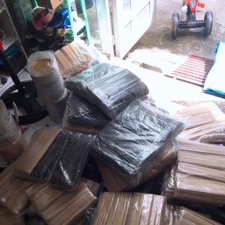 Ghen xiếc eo