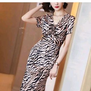 Đầm lụa nhập bèo cao cấp