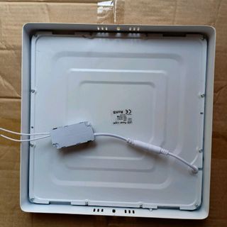 Đèn led ốp trần vuông nổi 18w