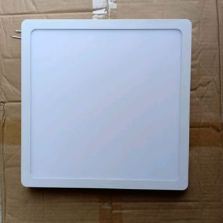 Đèn led ốp trần vuông nổi 18w