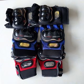 GĂNG TAY PROBIKER HỞ NGÓN GÙ NHỰA ĐI PHƯỢT