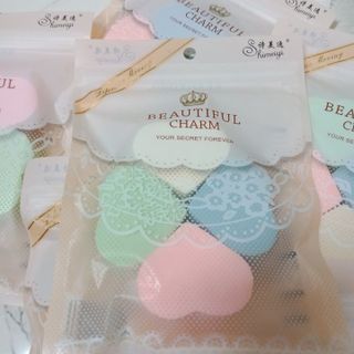 Bông mút đánh kem nền và đánh phấn 1 gói gồm 4 bông Nhiều mẫu Hình giọt nước trái tim ngôi sao