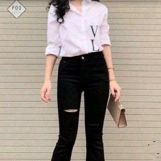 Quần ống loe jeans rách đùi