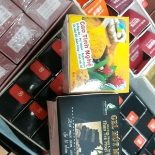 gel lột mụn than tre
