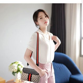 Túi đeo chéo nữ họa tiết Golden