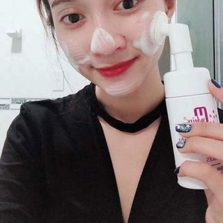 Sữa rửa mặt tự tạo bọt Mwhite