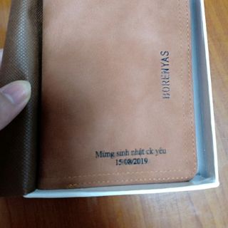 ví nam thắt lưng khắc chữ