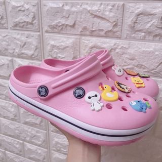 Crocs viền bầu Hồng