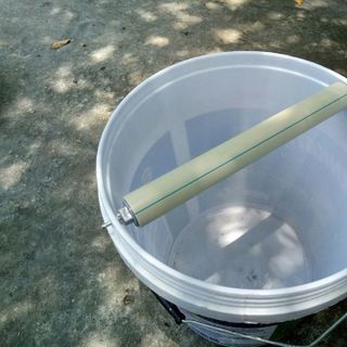 Bẫy chuột thông minh kiểu trục xoay