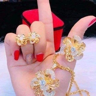 bộ trang sức mạ vàng