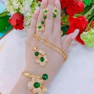 bộ trang sức mạ vàng