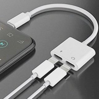 Cáp Chuyển Đổi Tai Nghe 35mm và Sạc 2 Trong 1 Cho iphone