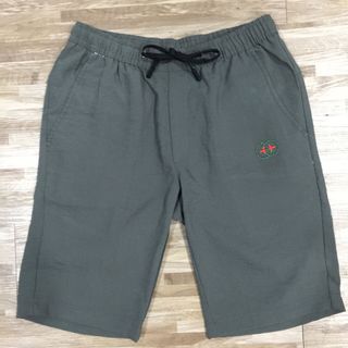 Quần short linen