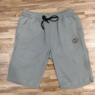 Quần short linen
