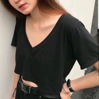 áo coroptop cổ Tim Fom rộng