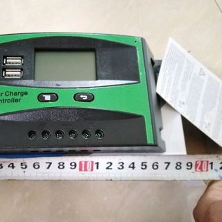 Điều khiển sạc pin mặt trời 30A lcd