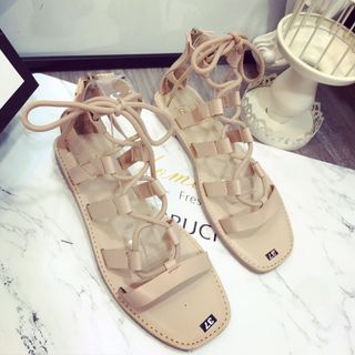 Giày sandal dây xỏ cute