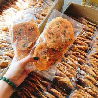 Cơm cháy mắm hành DakLak
