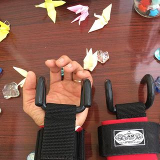Dây Kéo Lưng Có Móc Lâm sport vô cùng chắc chắn