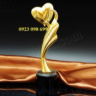 Bán cúp oscar cúp lưu niệm cúp ngôi sao quà tặng sự kiện nhận làm cúp vinh danh đúc cúp