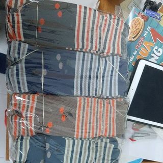 Nhà máy vớ nữ 2 vớ bán buôn 3000 vnd / đôi số lượng 2000 đôi