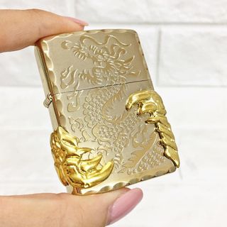 BẬT LỬA ZIPPO MỸ - MÓNG RỒNG HÌNH NỔI CÓ TEM ĐỎ TÚI XÁCH - XÀI XĂNG