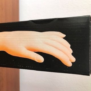Bàn tay giả giành cho học viên làm móng