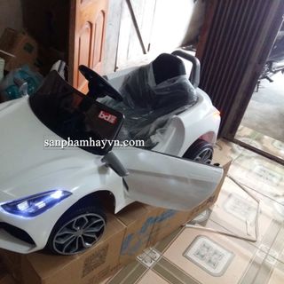 Xe oto điện trẻ em kiểu dáng siêu xe z4 giá rẻ