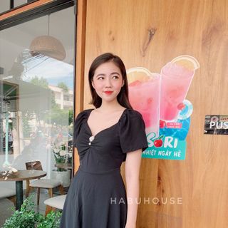 Đầm Dự Tiệc Cổ V Kèm Tag Ngọc