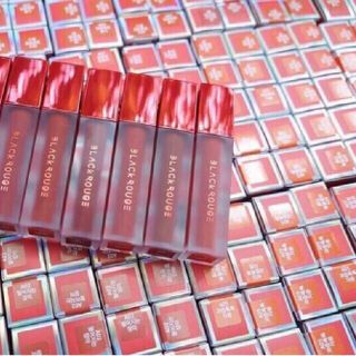 Son Black Rouge