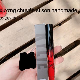 son trùm sỉ