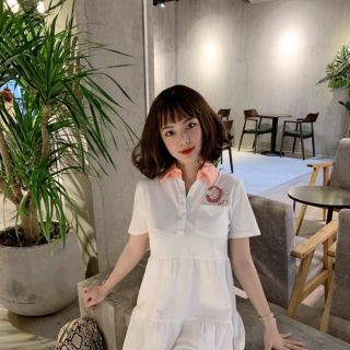 đầm thun trắng đen