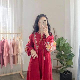 Đầm Suông Thêu Hoa