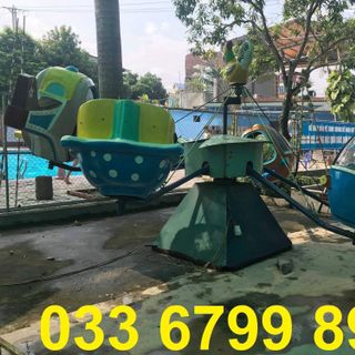 Tàu sắt máy bay xe tăng chim thú trang trí công viên khu vui chơi